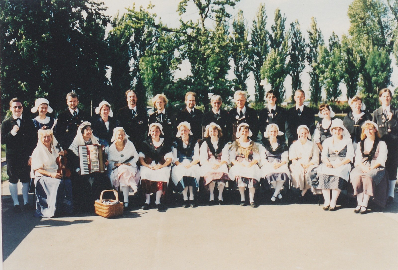 Groepsverhaal · Koninklijke Volkskunstgroep Reuzegom